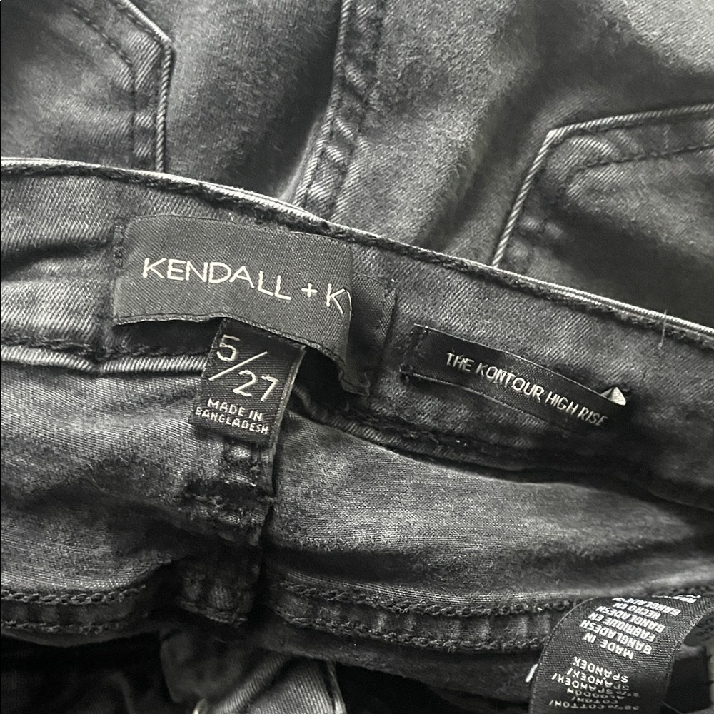Kendall & Kylie Black Women's Skinny Jeans - Picture 2 of 3
